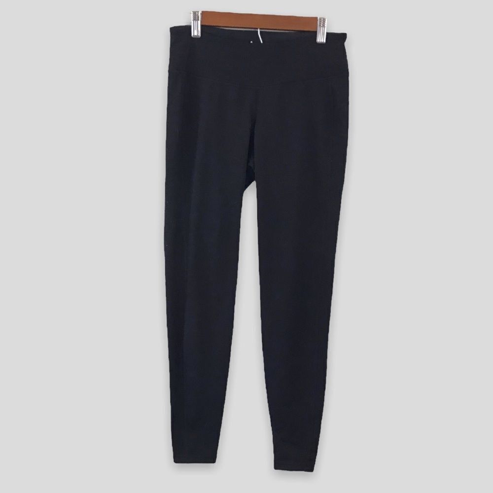 ‎Old Navy Active black leggings